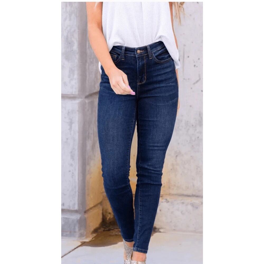 Judy Blue Slim Fit Mid Rise Denim Blue Womens Jeans Size 3/26 Super Stretch